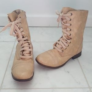 Cream/Tan Combat Boots